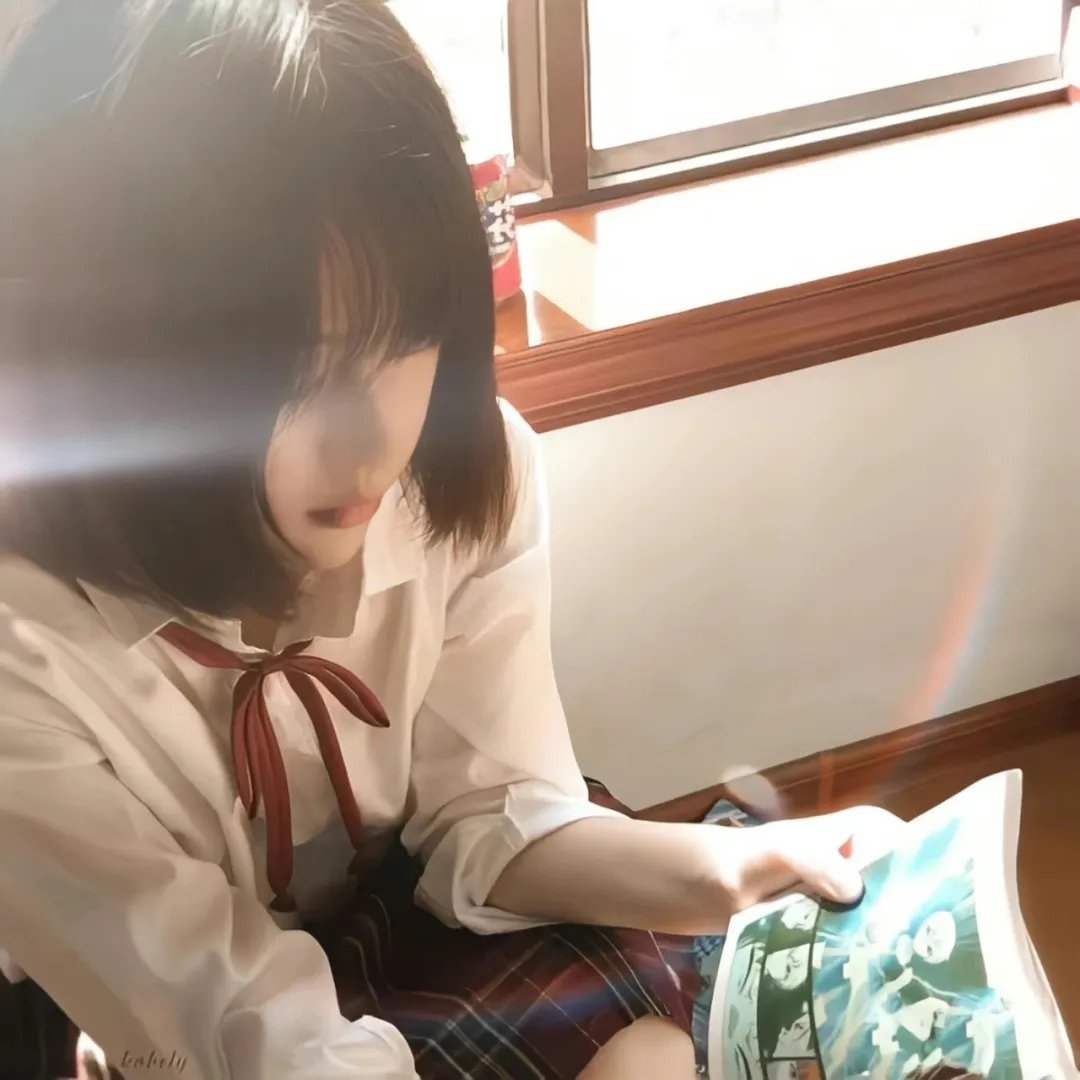 左撇子女人